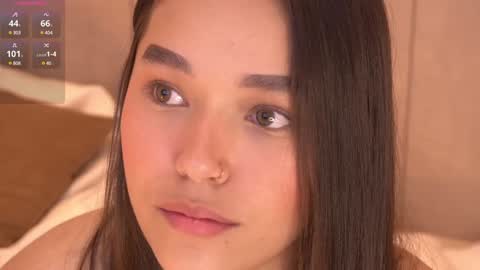 Snapshot of _meghan_gomez1_ chatting on December 28, 3:26 pm     online show from December 28, 3:26 pm