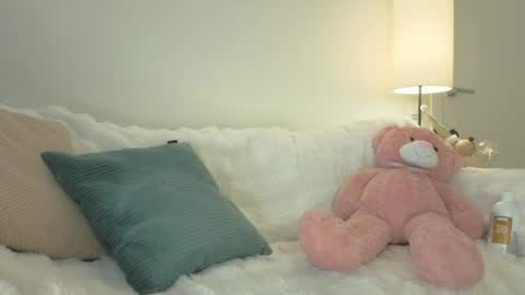 _milli_sun online show from March 4, 7:27 am