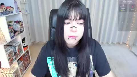 Hanna  Idependent Model   online show from November 8, 4:59 am