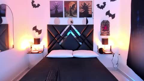 mizuki  online show from February 3, 3:27 pm