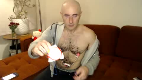  mobius  online show from March 28, 8:16 am