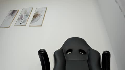 _molly_rosse_ online show from May 25, 11:49 am