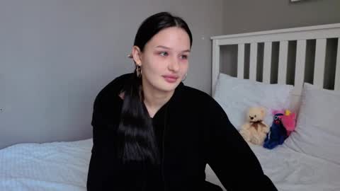 Karina online show from November 15, 3:52 am