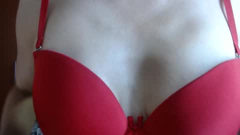 Snapshot of _naomi_s chatting on September 25, 2:35 pm _naomi_s online show from September 25, 2:35 pm