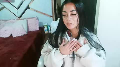 Natasha Rodriguez independent model online show from March 12, 12:04 pm