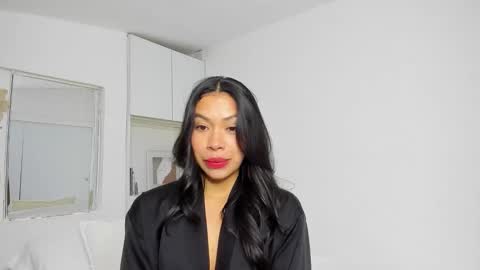 independent model natha online show from October 8, 7:03 am