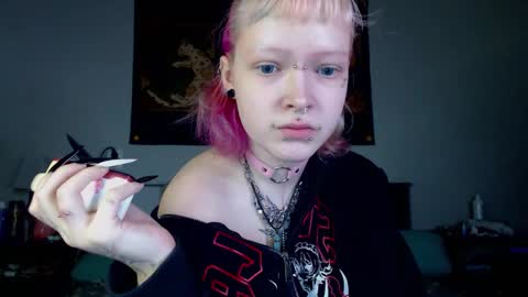 Nicole online show from January 6, 2:48 am