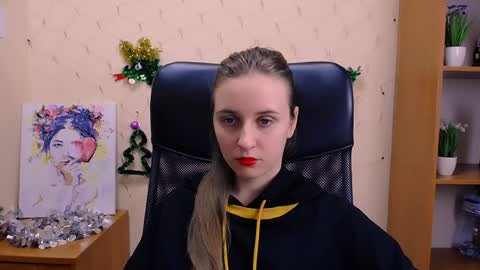 Snapshot of _nicole_new chatting on January 7, 3:54 pm Nica online show from January 7, 3:54 pm