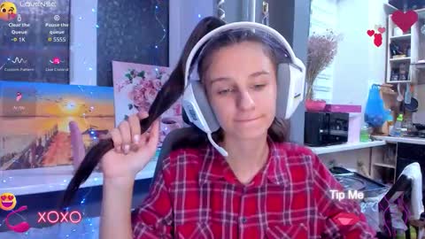 Snapshot of _nika_kik chatting on October 20, 4:12 pm Nika online show from October 20, 4:12 pm