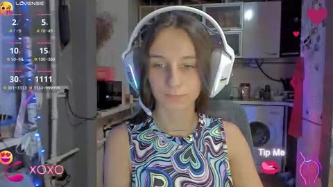 Snapshot of _nika_kik chatting on October 9, 5:18 pm Nika online show from October 9, 5:18 pm