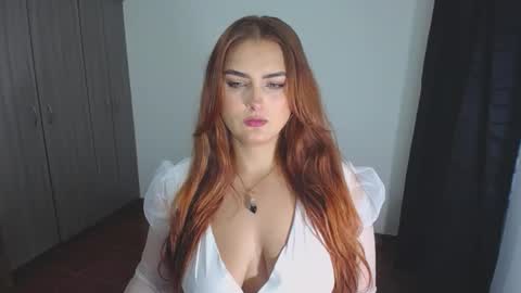 Snapshot of _ninahot chatting on January 7, 9:46 pm Nina  online show from January 7, 9:46 pm