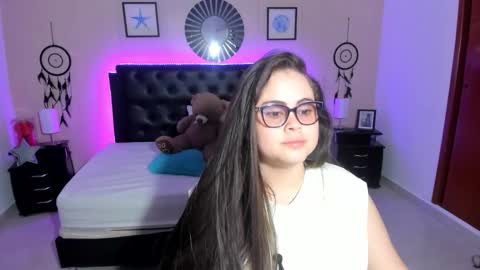 Olivia jones online show from March 13, 12:41 pm