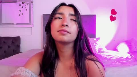 Orquidea  online show from April 14, 1:36 pm