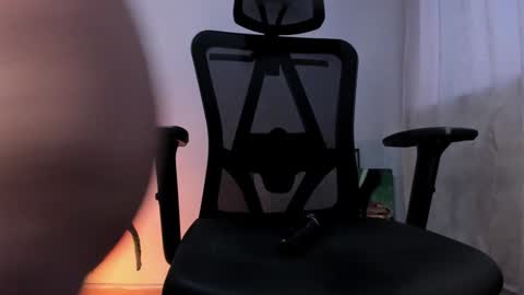 Cherr online show from January 15, 10:57 pm