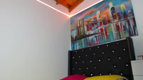 Samara Romero online show from April 21, 1:20 am