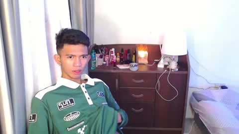 _rellvanxx online show from March 1, 7:15 pm