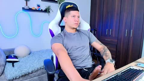 Roberto online show from January 23, 1:56 pm