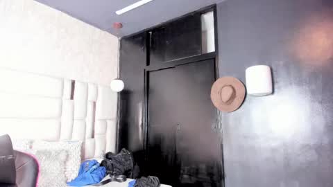 _sammy_ice online show from March 6, 2:19 am