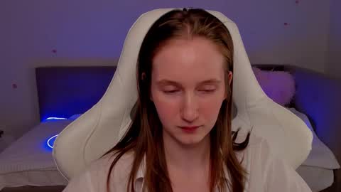 _secretelly_ online show from November 28, 5:59 am