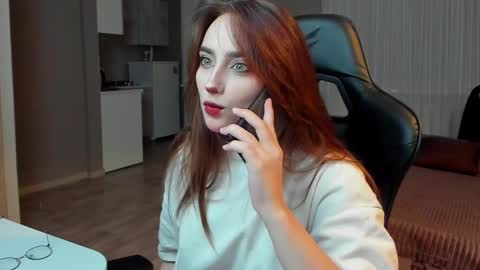 _silverdream online show from February 13, 9:28 pm