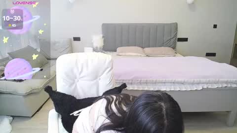 winni online show from February 7, 4:59 am