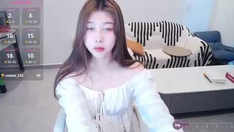 winni online show from July 5, 4:19 am
