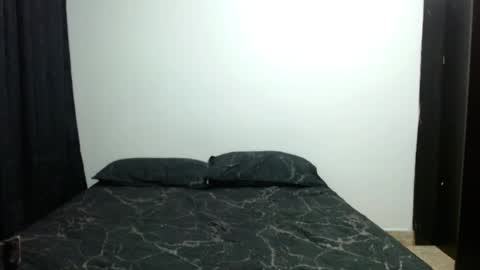 Snapshot of _sofiaparker_ chatting on September 17, 4:43 pm Sofia Parker online show from September 17, 4:43 pm