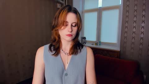 Liz online show from November 4, 9:21 am