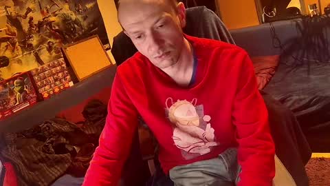 _svenerd_____ online show from April 15, 8:31 pm