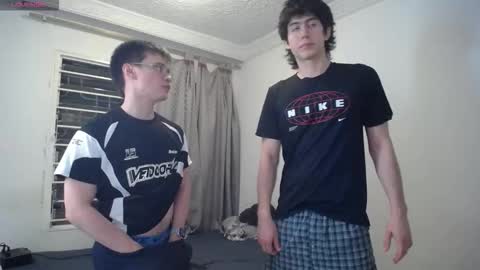 Scot y Patrick online show from November 14, 12:02 am