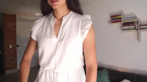 Anastasia Vahos online show from January 13, 8:05 pm