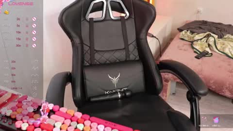 Alis online show from October 10, 12:33 pm