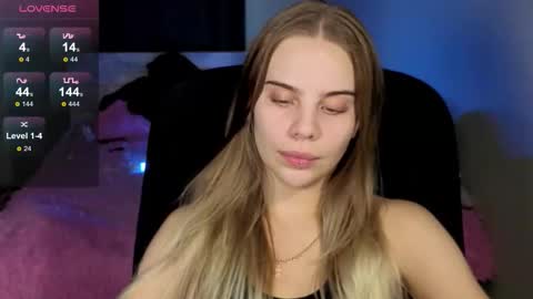 Snapshot of _wednesday_addams_ chatting on September 22, 12:09 pm Vera online show from September 22, 12:09 pm