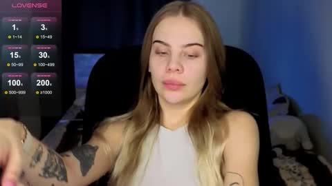 Snapshot of _wednesday_addams_ chatting on October 14, 10:51 am Vera online show from October 14, 10:51 am