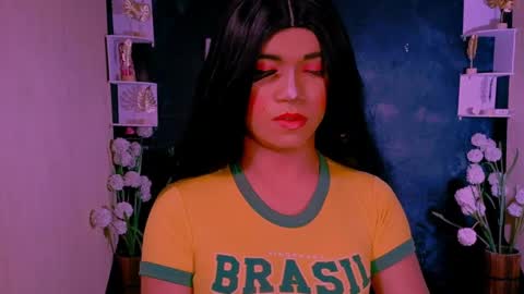 _xxlilly online show from April 18, 9:59 pm