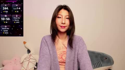 Mia online show from February 25, 11:30 pm