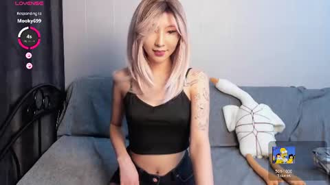 Mia online show from July 25, 8:29 pm