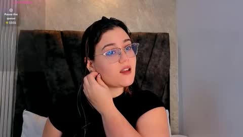 zoe online show from February 13, 12:19 pm