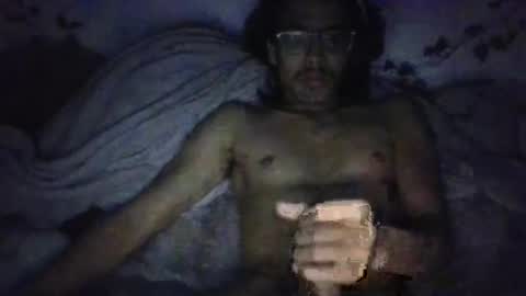 a33lover69 online show from December 31, 8:15 am
