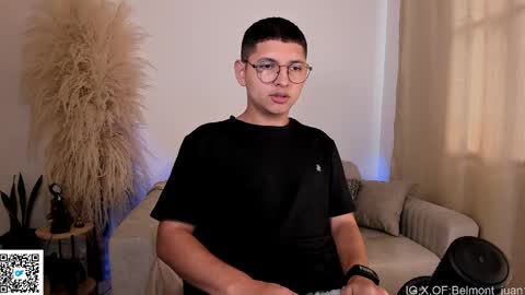 a_lejandro_0_8 online show from April 7, 2:41 pm