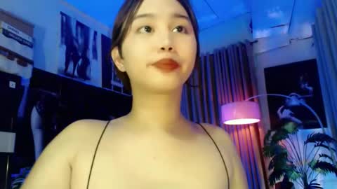 Snapshot of a_r_i_a_n_n_a chatting on October 18, 11:14 am Lovely Yana online show from October 18, 11:14 am