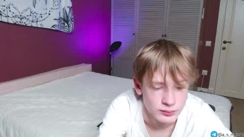 Snapshot of a_s_m_ chatting on September 14, 8:32 pm Kris Michael online show from September 14, 8:32 pm