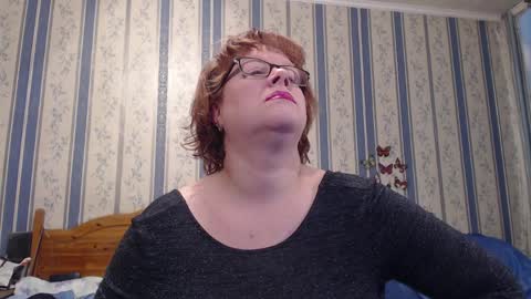 NINA online show from April 2, 5:42 pm