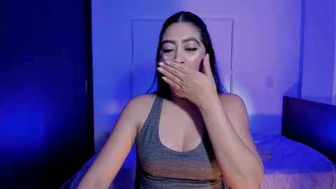 andrea online show from April 21, 2:26 am