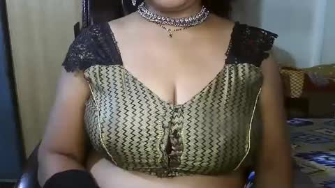 Snapshot of aaradhya_sexy_88 chatting on December 4, 8:06 am aaradhya_sexy_88 online show from December 4, 8:06 am