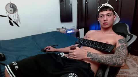 aarman online show from December 13, 8:48 pm