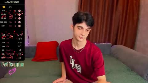 Aaron Bang online show from December 4, 12:21 am