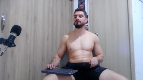 Aaron kwok online show from November 11, 1:41 am