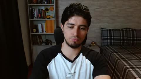 Aaron online show from May 30, 6:06 pm