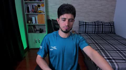 Aaron online show from September 10, 7:26 pm